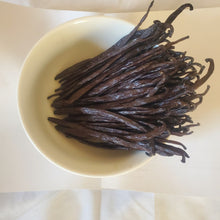 Load image into Gallery viewer, Madagascar Vanilla beans 1 kg Grade-B