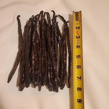 Load image into Gallery viewer, Madagascar Grade-A Vanilla beans 5 lb
